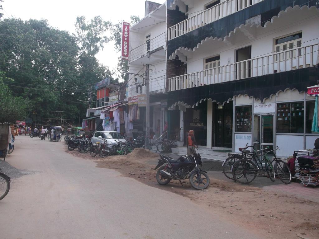 Hotel Mahamaya Bodh Gaya Exterior photo